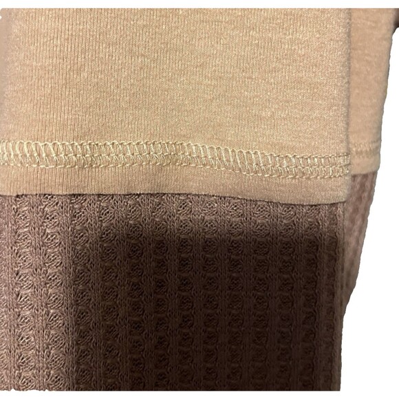 Dokotoo Waffel Knit Two Tone Henley Tunic Top Brown Tan Women's Size Medium NWT - Picture 5 of 15